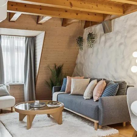 Apartamento Old Town Riverside Penthouse Balcony Waterview