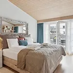 Oldtownriversideacbalconyfreeparkingwaterview
