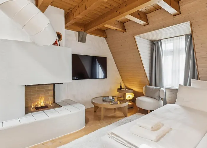 Old Town Riverside Penthouse Balcony Waterview Daire *